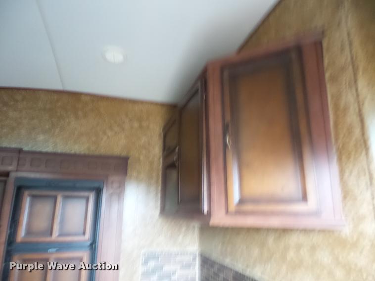 image for item DA5806 2012 Greystone 33QX camper