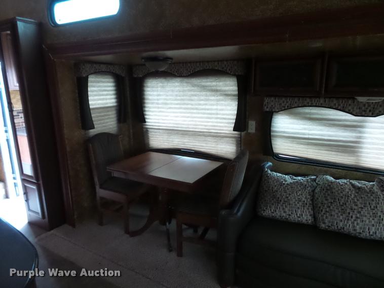 image for item DA5806 2012 Greystone 33QX camper