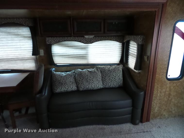 image for item DA5806 2012 Greystone 33QX camper