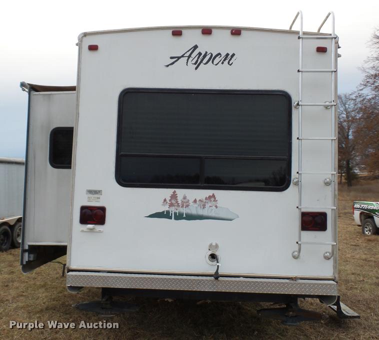image for item DA5809 2006 Aspen 290 camper