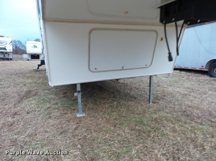 image for item DA5809 2006 Aspen 290 camper