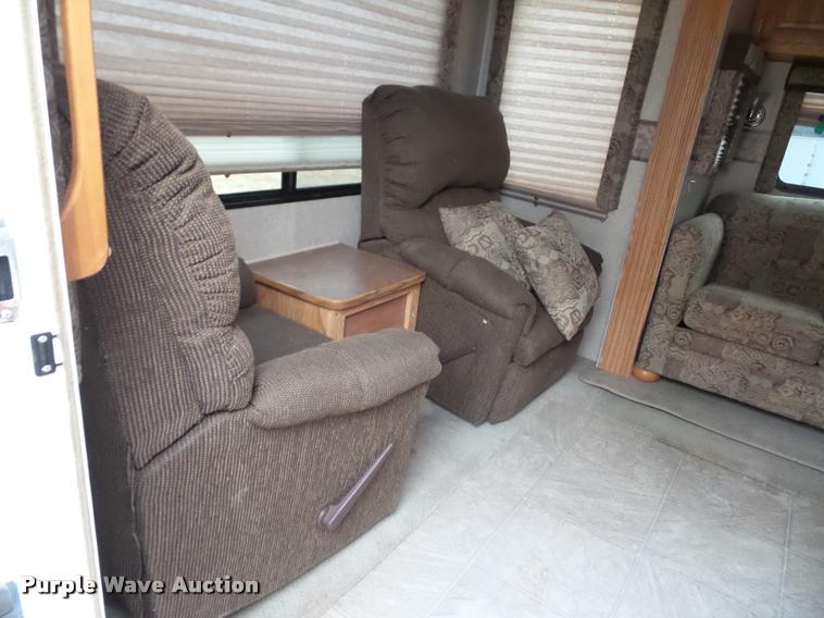 image for item DA5809 2006 Aspen 290 camper