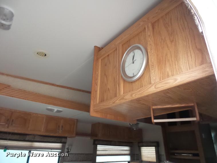 image for item DA5809 2006 Aspen 290 camper