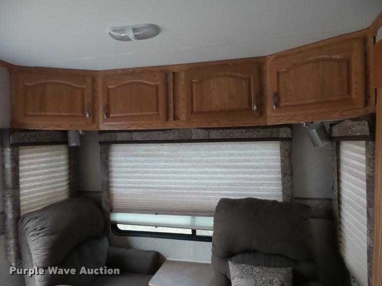 image for item DA5809 2006 Aspen 290 camper