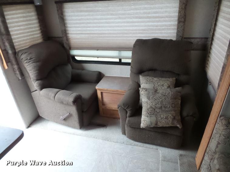 image for item DA5809 2006 Aspen 290 camper