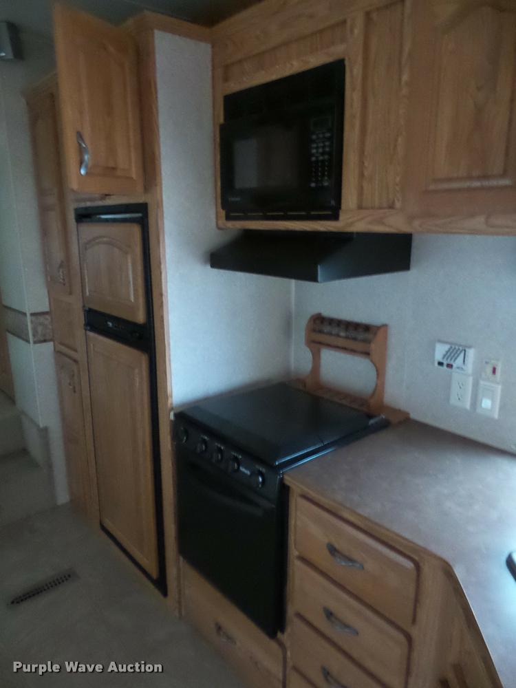 image for item DA5809 2006 Aspen 290 camper