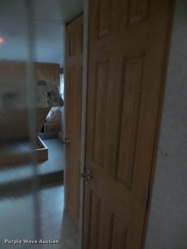 image for item DA5809 2006 Aspen 290 camper