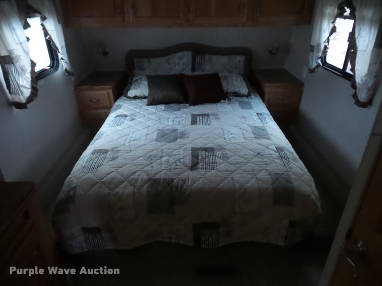 image for item DA5809 2006 Aspen 290 camper