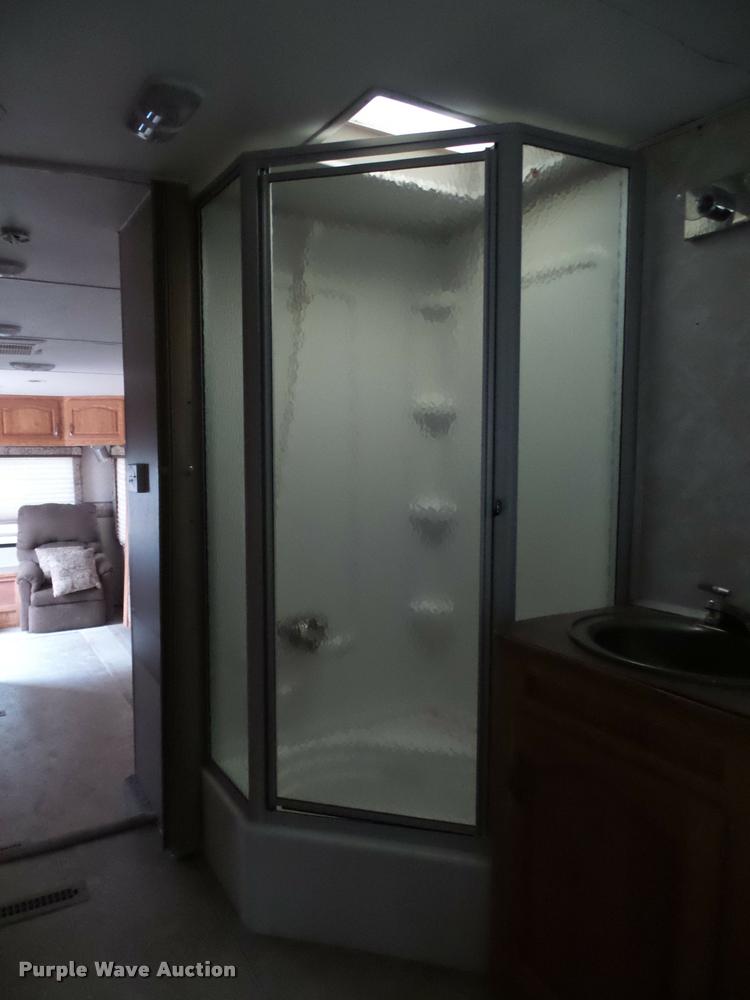 image for item DA5809 2006 Aspen 290 camper