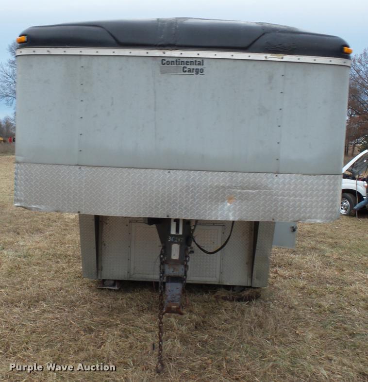image for item DA5810 2004 Continental CCN035242 enclosed cargo trailer