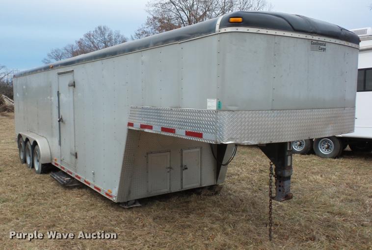 image for item DA5810 2004 Continental CCN035242 enclosed cargo trailer