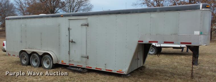 image for item DA5810 2004 Continental CCN035242 enclosed cargo trailer