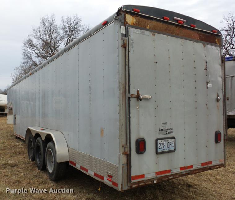 image for item DA5810 2004 Continental CCN035242 enclosed cargo trailer