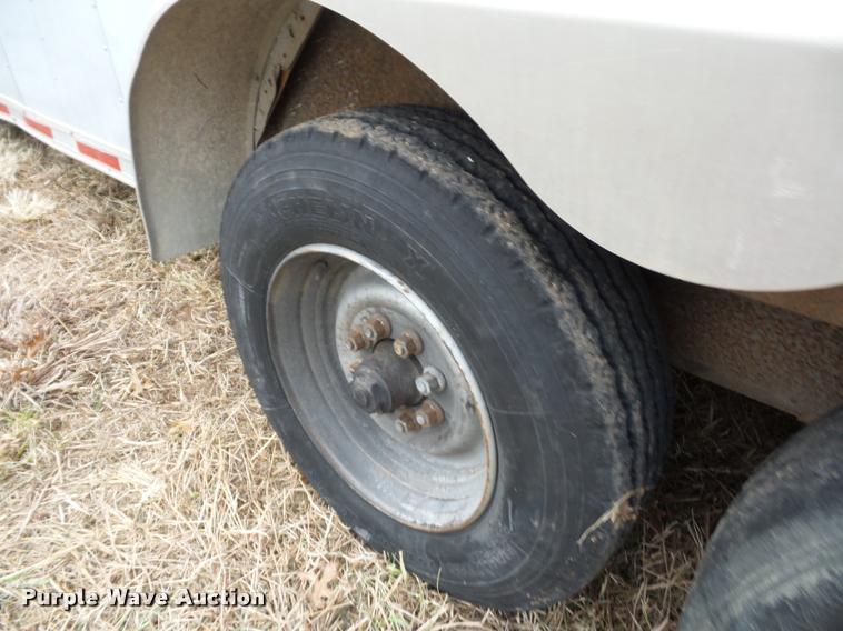 image for item DA5810 2004 Continental CCN035242 enclosed cargo trailer