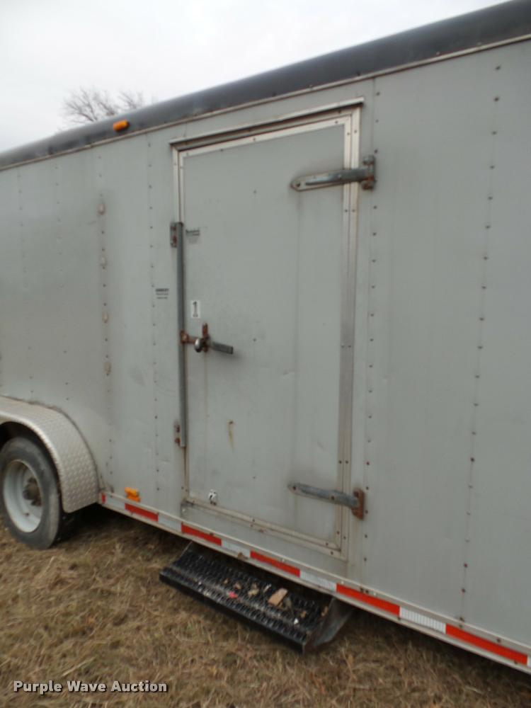 image for item DA5810 2004 Continental CCN035242 enclosed cargo trailer