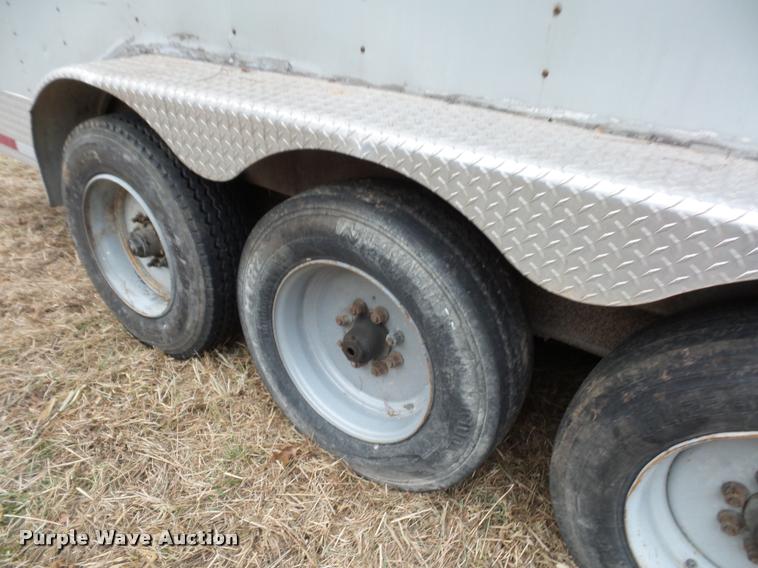 image for item DA5810 2004 Continental CCN035242 enclosed cargo trailer