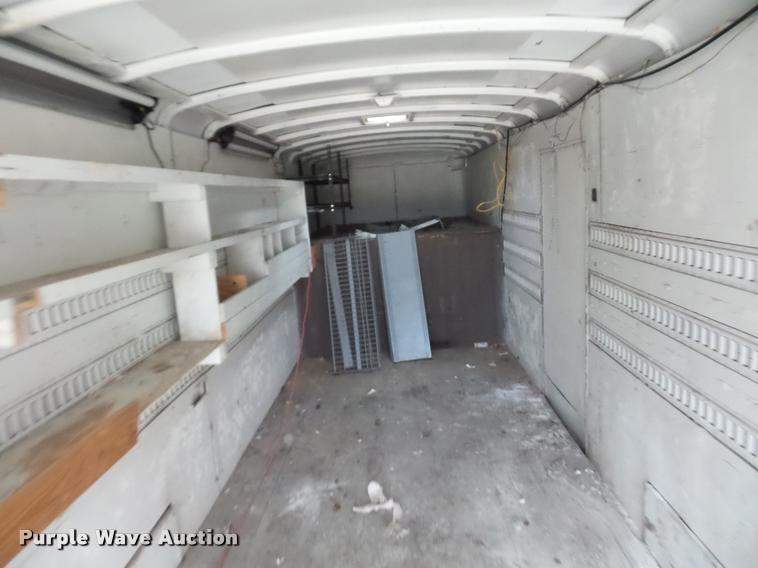image for item DA5810 2004 Continental CCN035242 enclosed cargo trailer