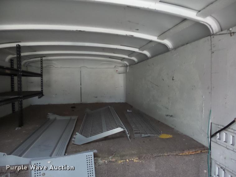 image for item DA5810 2004 Continental CCN035242 enclosed cargo trailer