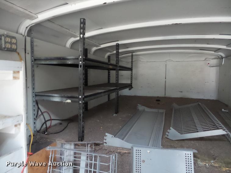 image for item DA5810 2004 Continental CCN035242 enclosed cargo trailer