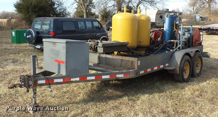 image for item DA5816 2008 Sage oil vacuum lube trailer