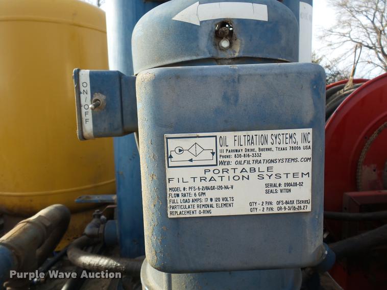 image for item DA5816 2008 Sage oil vacuum lube trailer