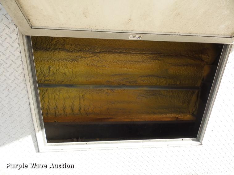 image for item DA5817 2008 Roadmaster RMWAG8548TT enclosed cargo trailer