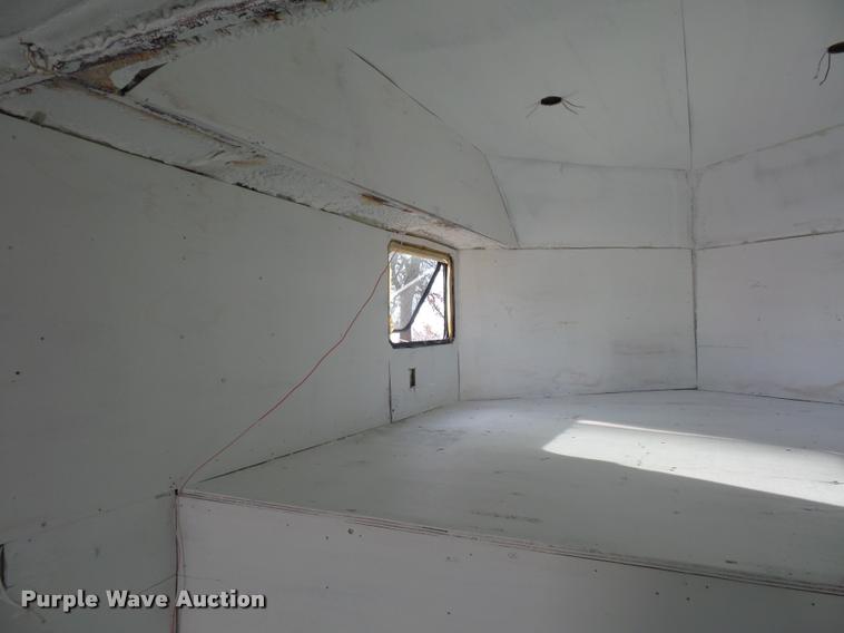 image for item DA5817 2008 Roadmaster RMWAG8548TT enclosed cargo trailer