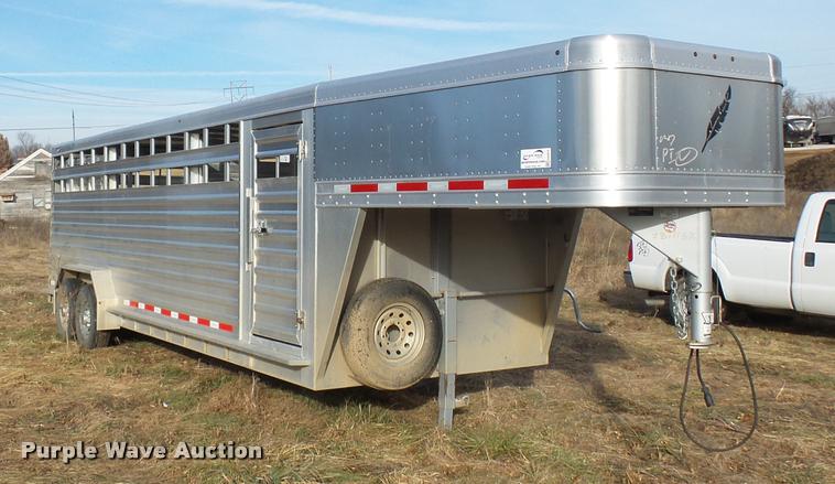 image for item DA5819 2014 Featherlite livestock trailer