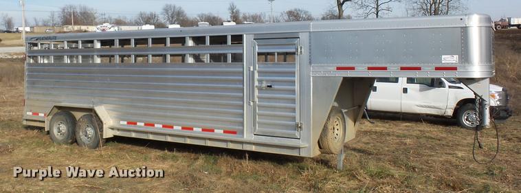 image for item DA5819 2014 Featherlite livestock trailer