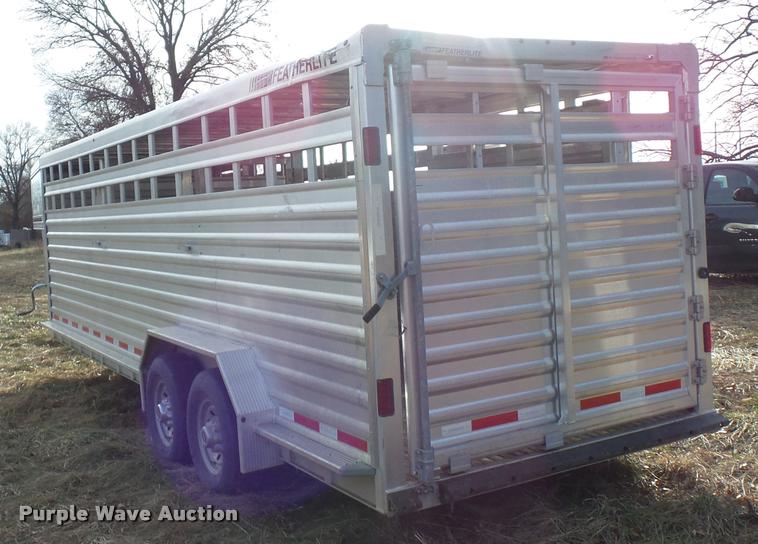 image for item DA5819 2014 Featherlite livestock trailer