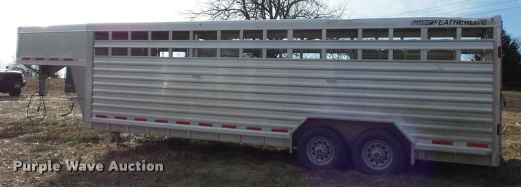 image for item DA5819 2014 Featherlite livestock trailer