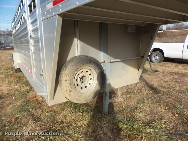 image for item DA5819 2014 Featherlite livestock trailer