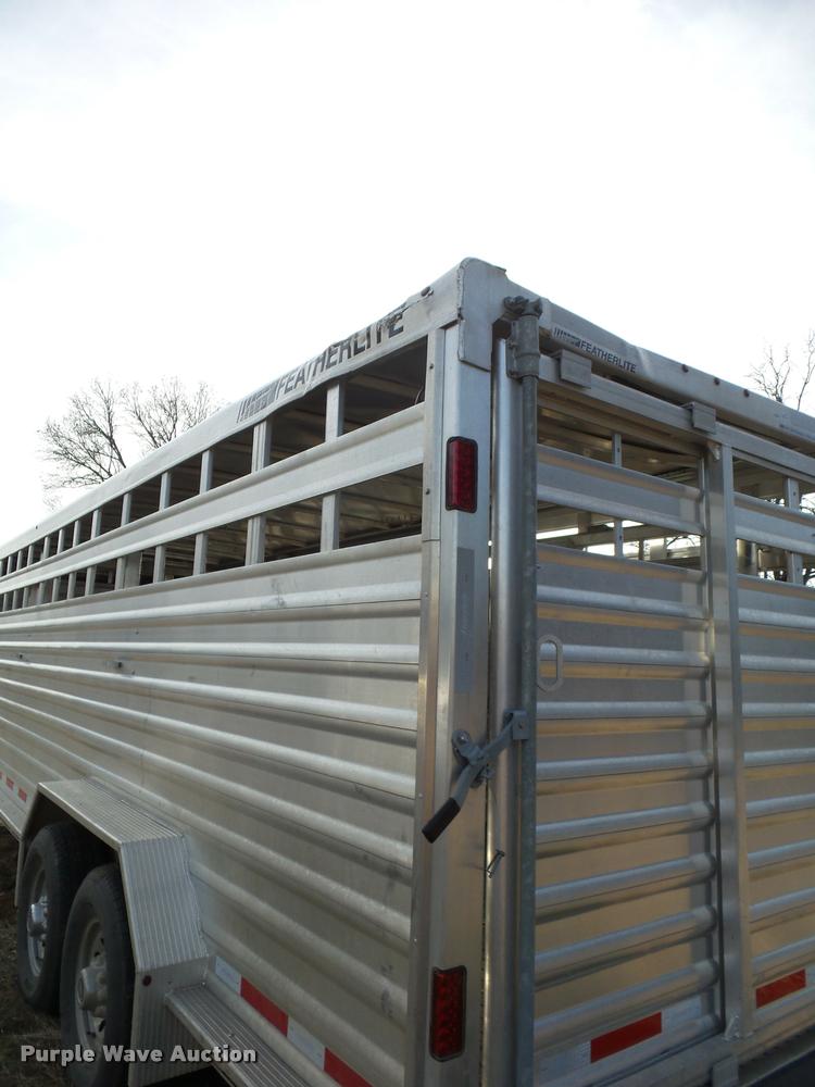 image for item DA5819 2014 Featherlite livestock trailer