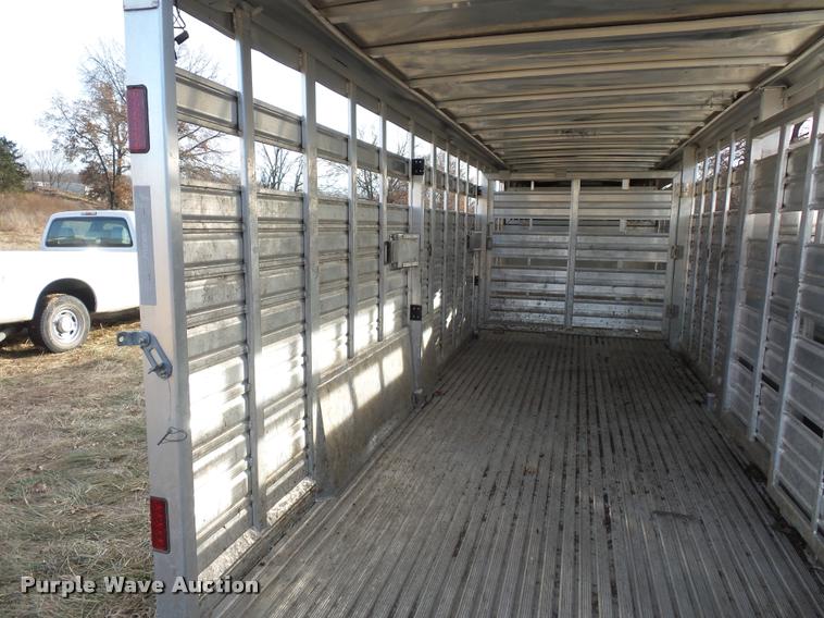 image for item DA5819 2014 Featherlite livestock trailer