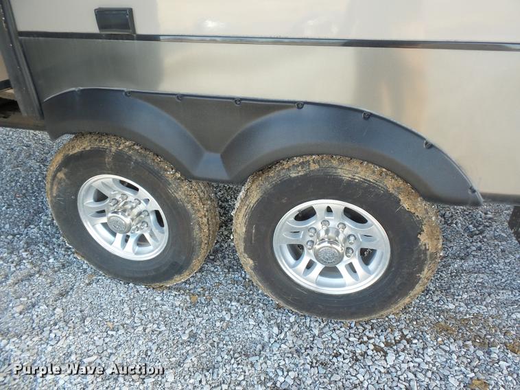 image for item DA5820 2013 Chaparral Signature camper