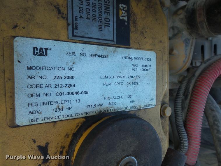 image for item DA5821 2004 Freightliner FL70 grain truck