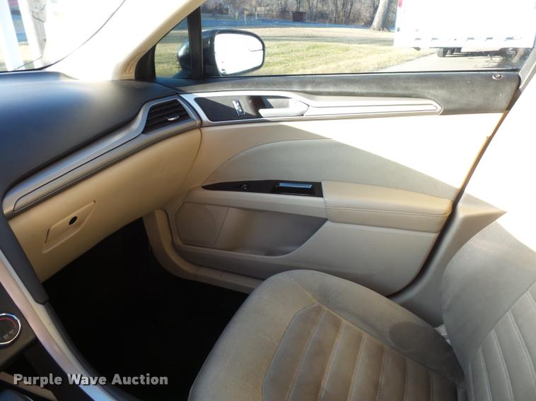 image for item DA5822 2013 Ford Fusion