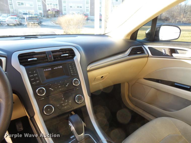 image for item DA5822 2013 Ford Fusion