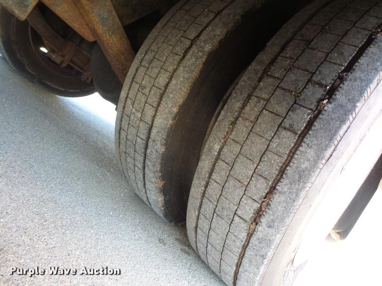 image for item DA5823 2003 Safari Cheetah RV