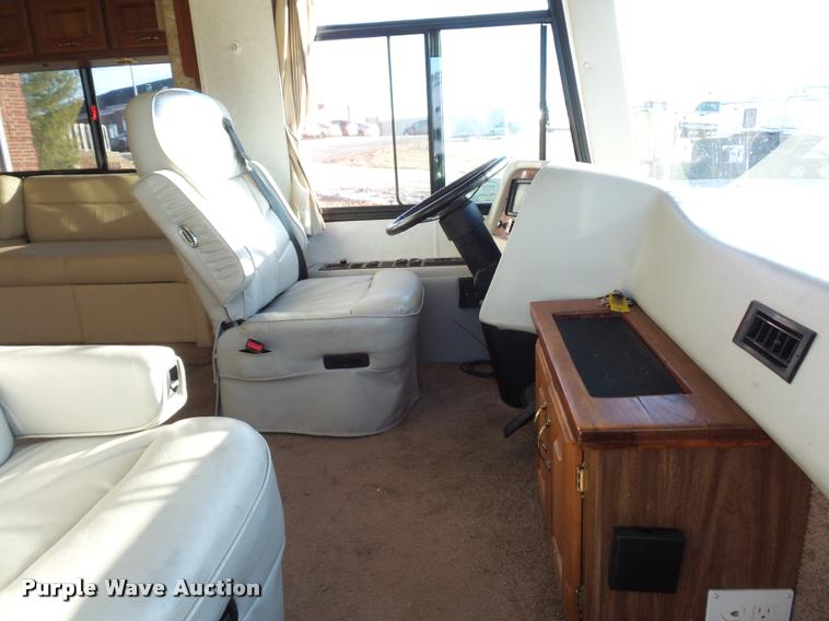 image for item DA5823 2003 Safari Cheetah RV