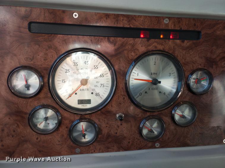 image for item DA5823 2003 Safari Cheetah RV