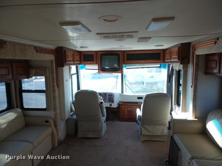 image for item DA5823 2003 Safari Cheetah RV