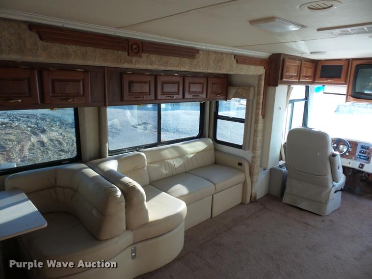 image for item DA5823 2003 Safari Cheetah RV