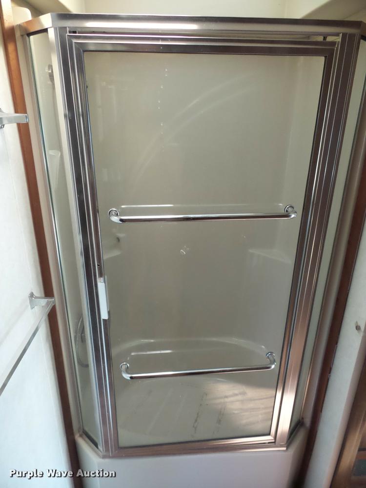 image for item DA5823 2003 Safari Cheetah RV