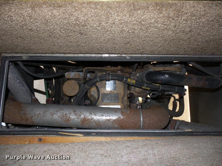 image for item DA5823 2003 Safari Cheetah RV