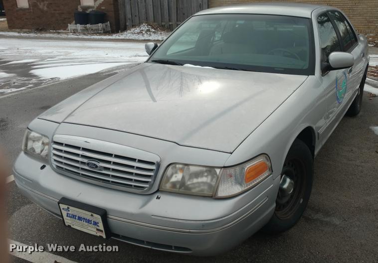 image for item DB0845 2000 Ford Crown Victoria Police Interceptor