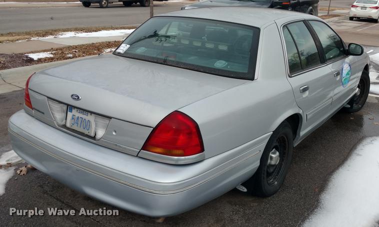image for item DB0845 2000 Ford Crown Victoria Police Interceptor