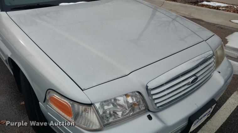 image for item DB0845 2000 Ford Crown Victoria Police Interceptor