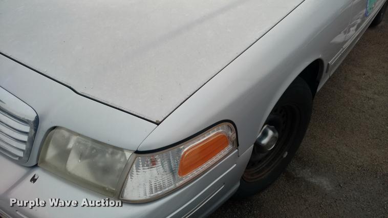 image for item DB0845 2000 Ford Crown Victoria Police Interceptor