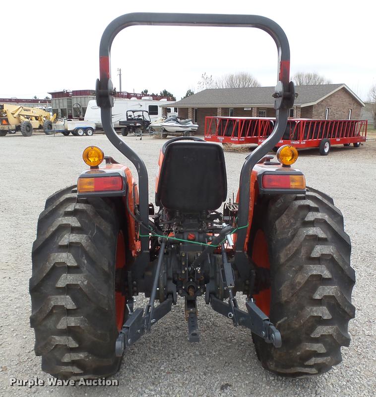 image for item DB1781 2007 Kubota L4400 tractor